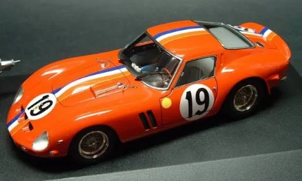 A Ferrari 250 GTO photographed on the street
